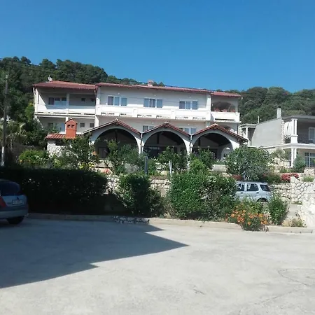 Bujol Rab Town